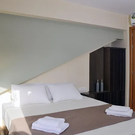 Elia Kentron (adults Only) 2* Chania (Crete)